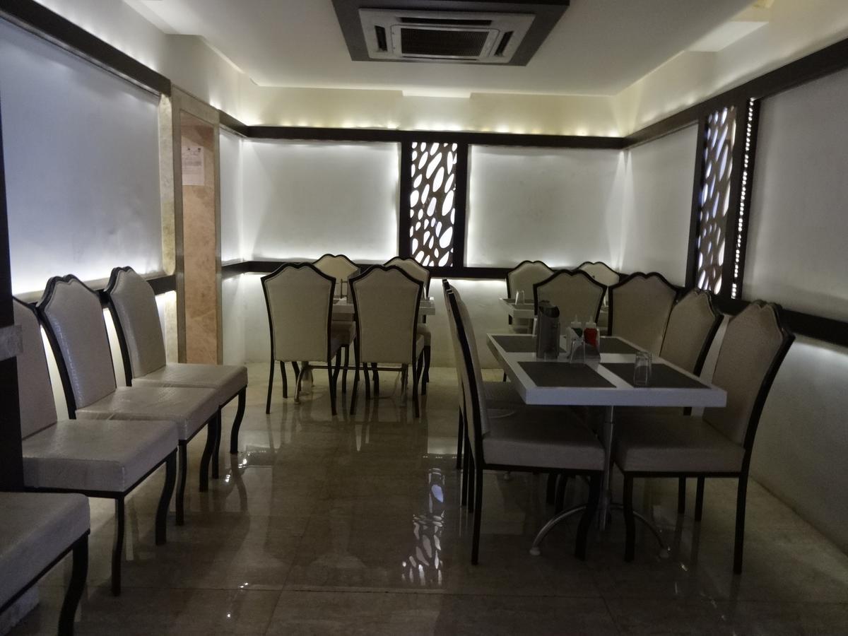 Hotel Sky Park
